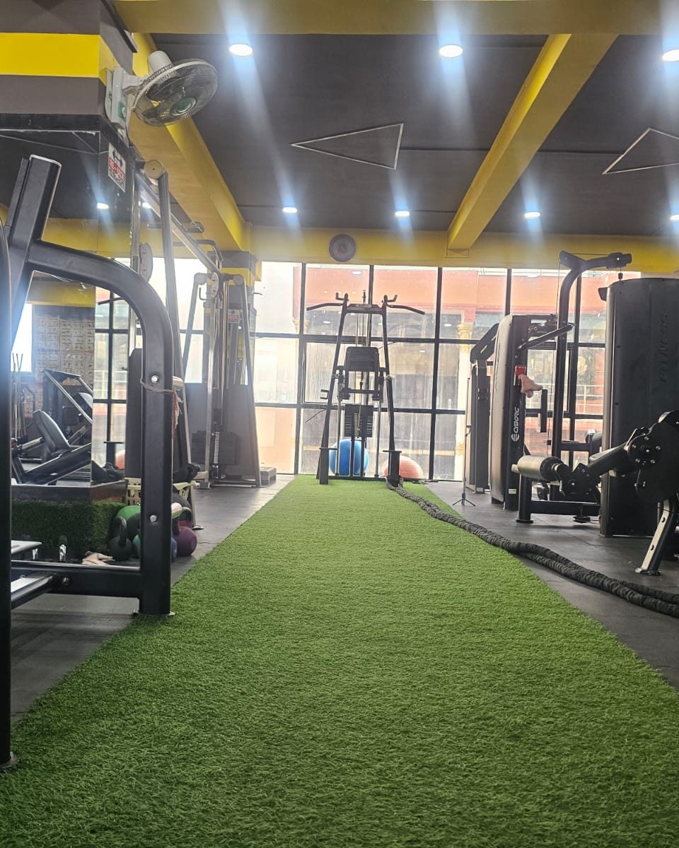 Functional training turf lane used for CrossFit sessions at Body Workshop